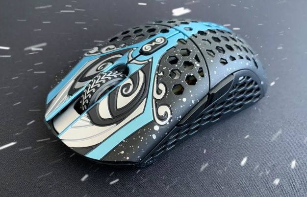 Finalmouse Starlight-12 Phantom