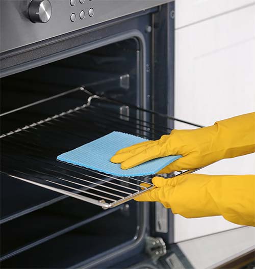 How to clean oven racks